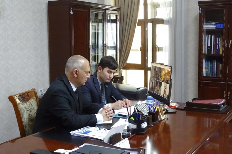 Meeting on the arrangement of Great Silk Road exhibition …