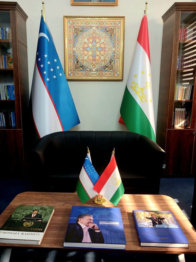 The Embassy of the Republic of Tajikistan in the Republic of Uzbekistan is pleased to announce the opening of Tajik Language and Literature Classrooms at Sharof Rashidov Samarkand State University.