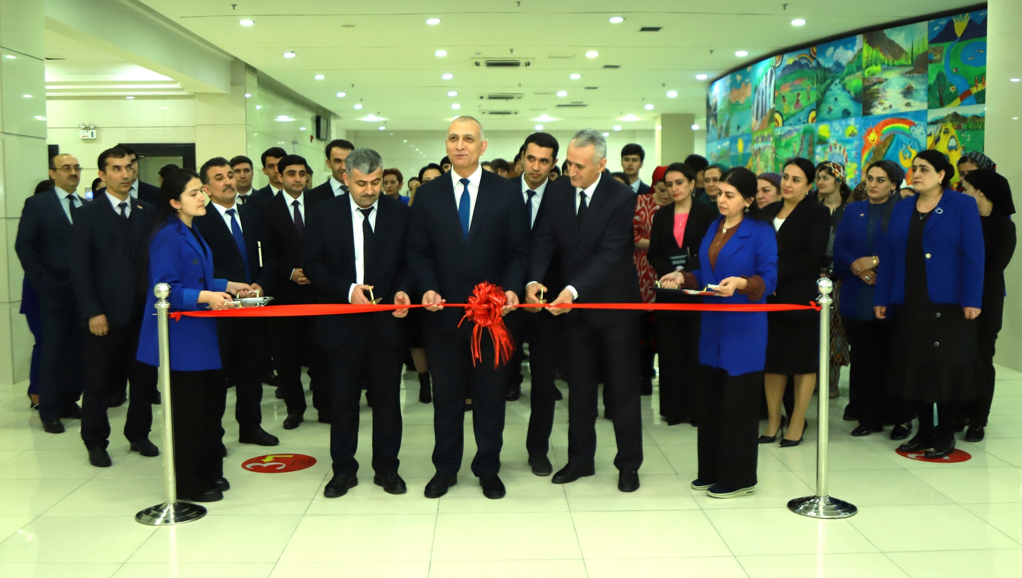 Баргузории конференсияи илмӣ ва ифтитоҳи намоиши мусаввараҳо …