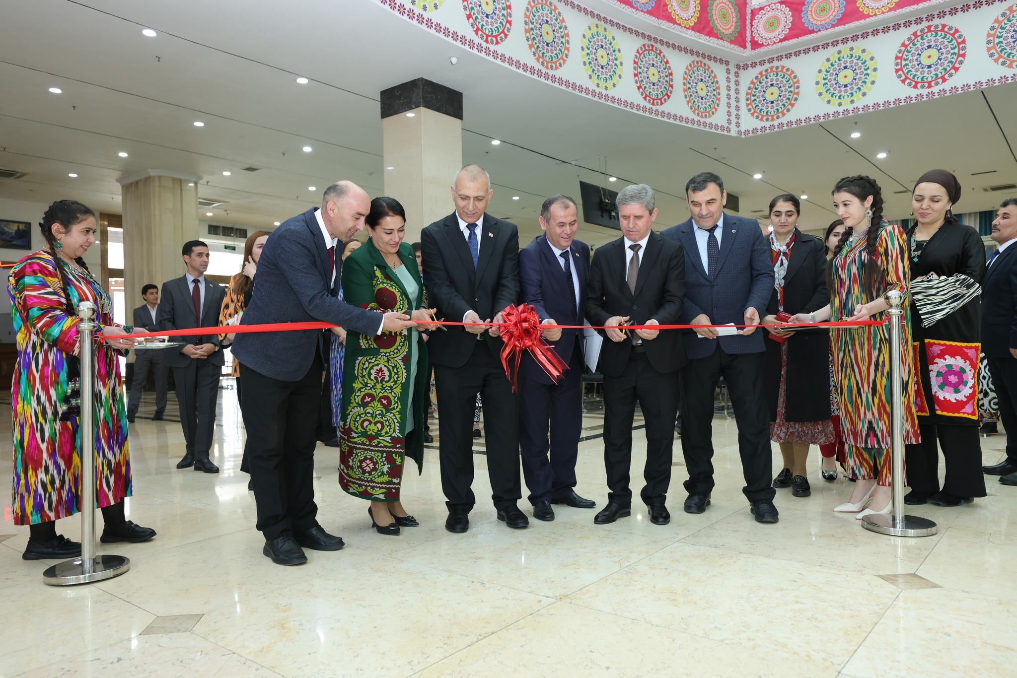 Ифтитоҳи намоиши анъанавии “Аз Наврӯз то Наврӯз” дар Осорхонаи миллӣ