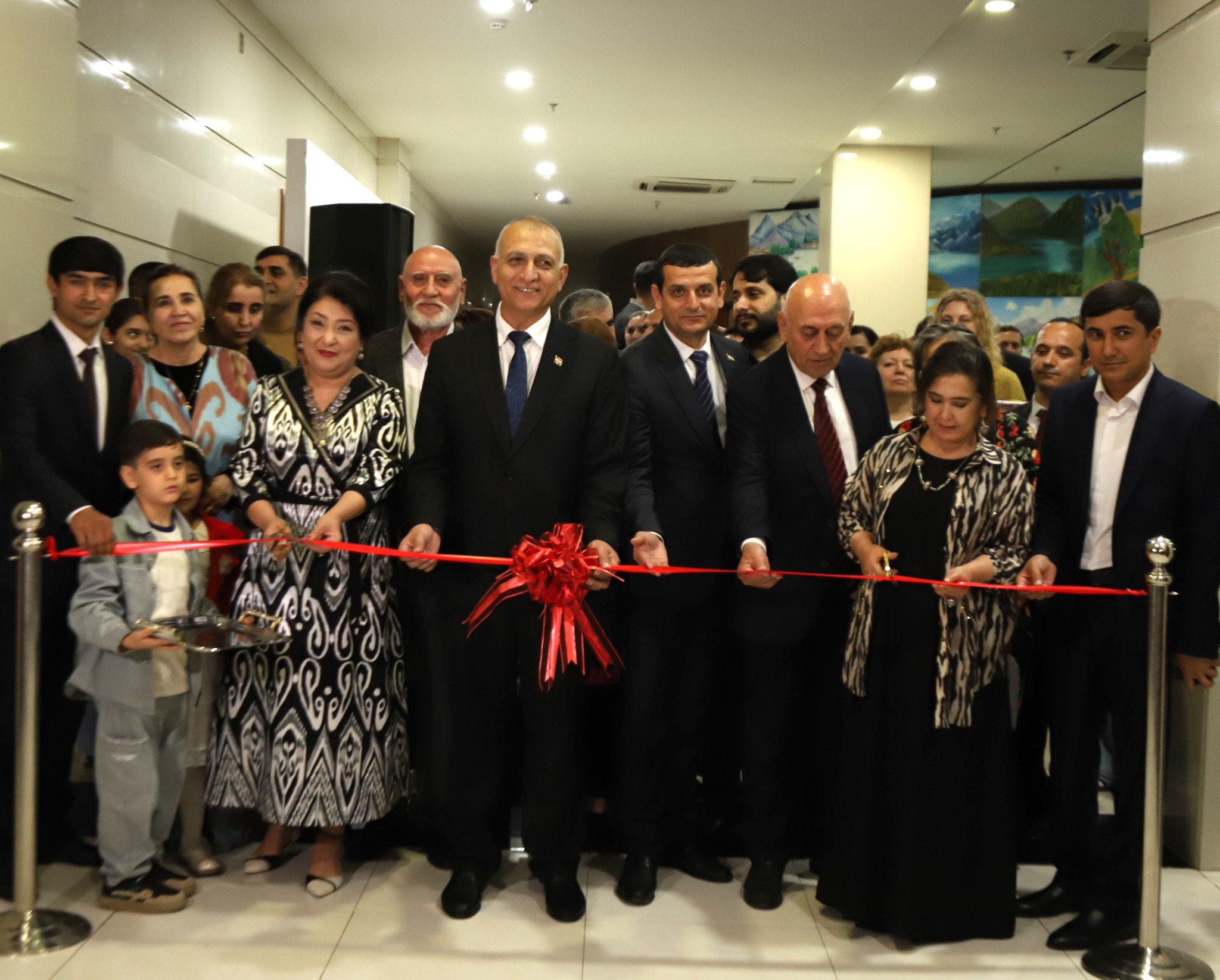 Ифтитоҳи намоиш ва рӯнамоии китоб зери унвони«Чил калид» дар Осорхонаи миллӣ